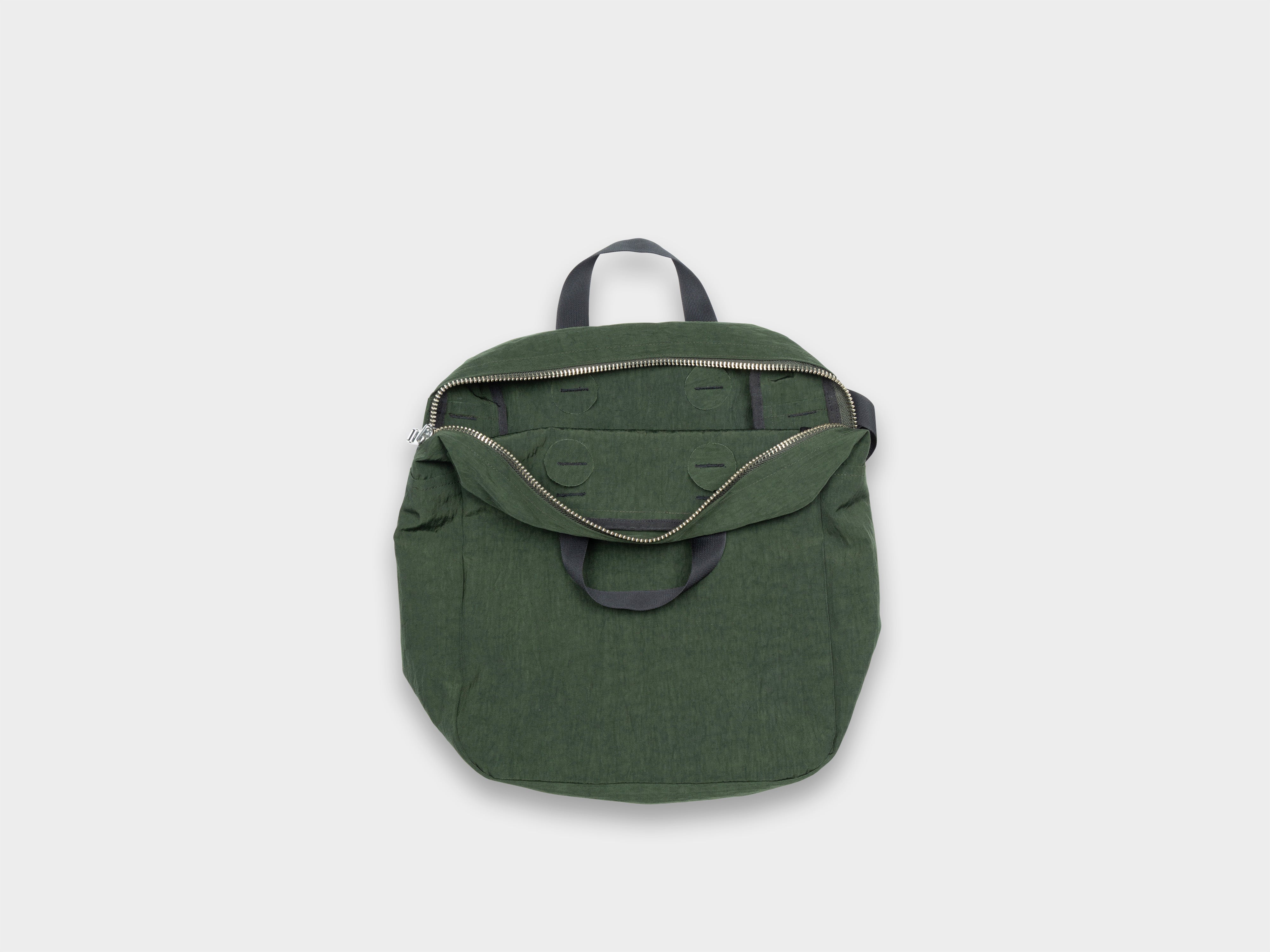 R21B0 "Zip Tote" Jungle Nylon