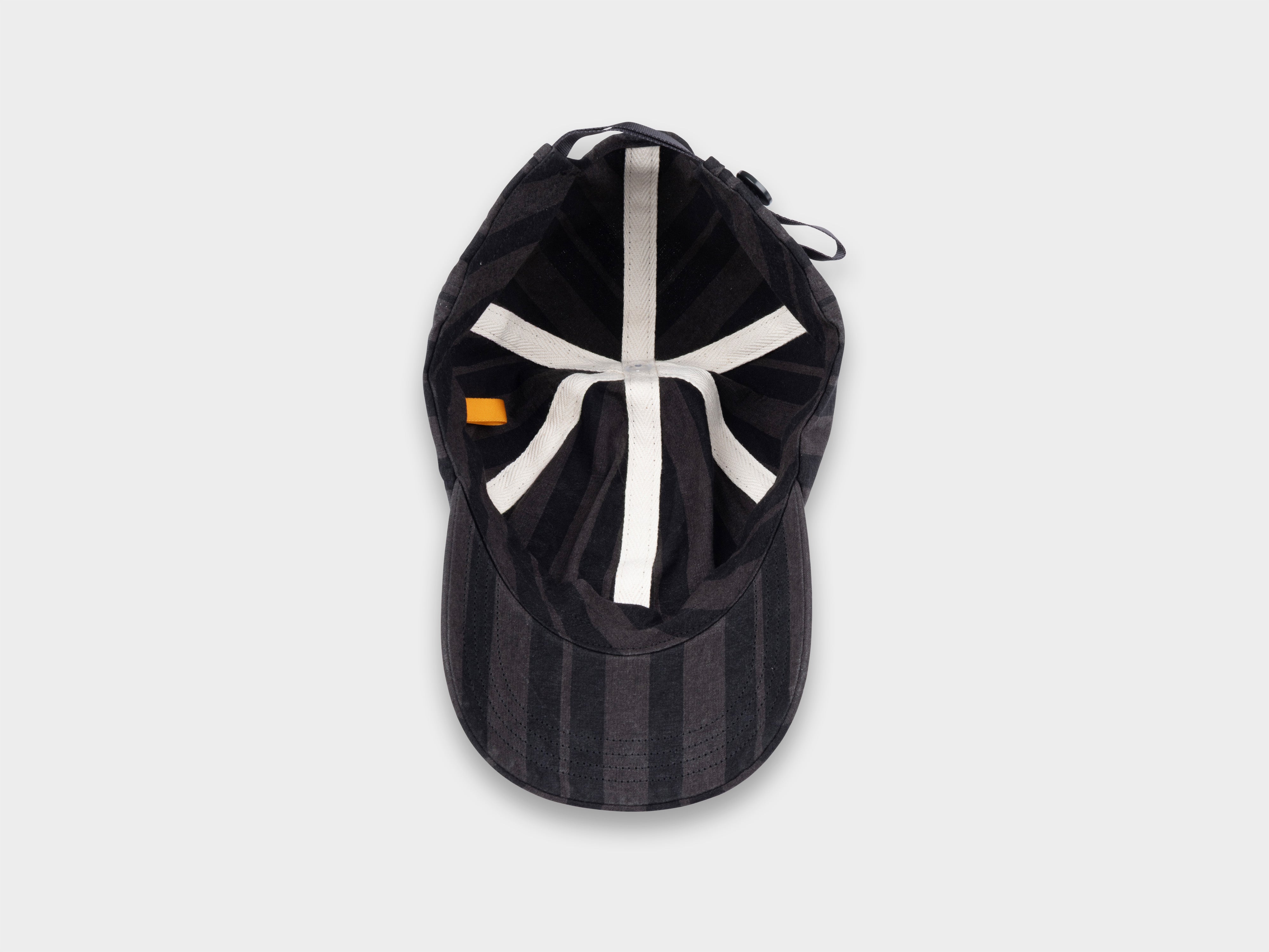 R21C3 "Deep Cap" Grey Theatre Wax