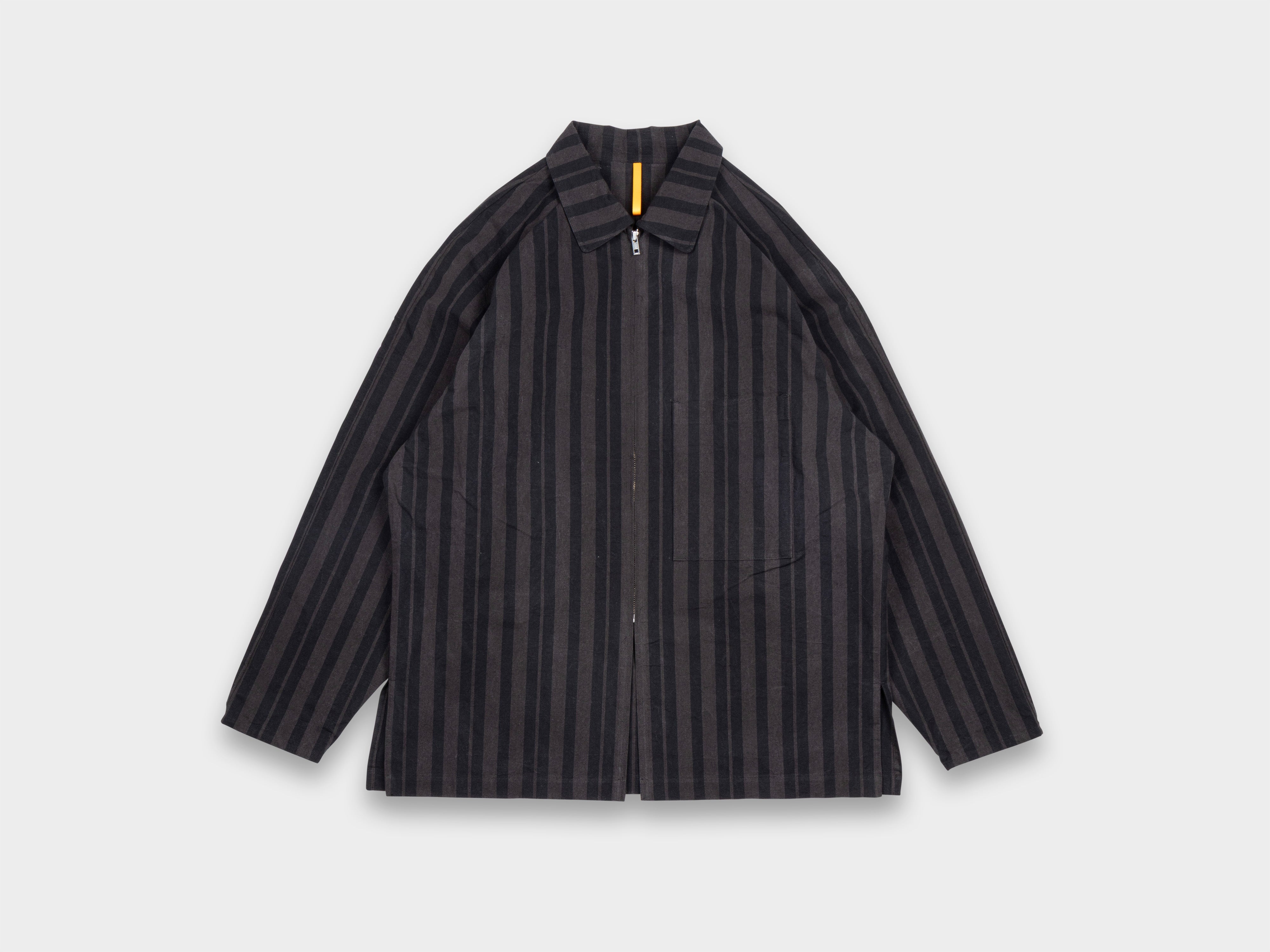 R21S0 "Column Shirt" Grey Theatre Wax