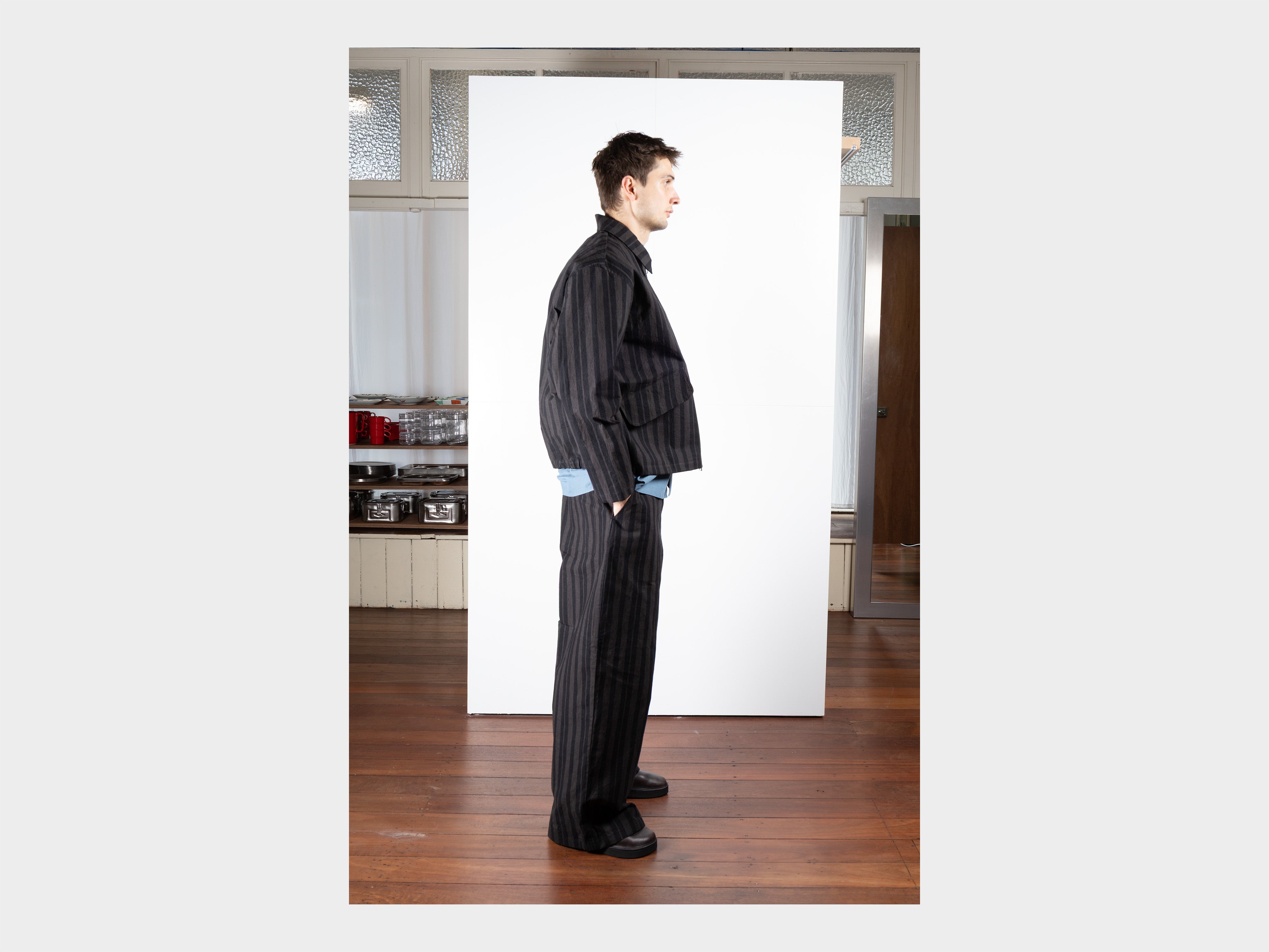 R21S3 "New Shell" Grey Theatre Wax