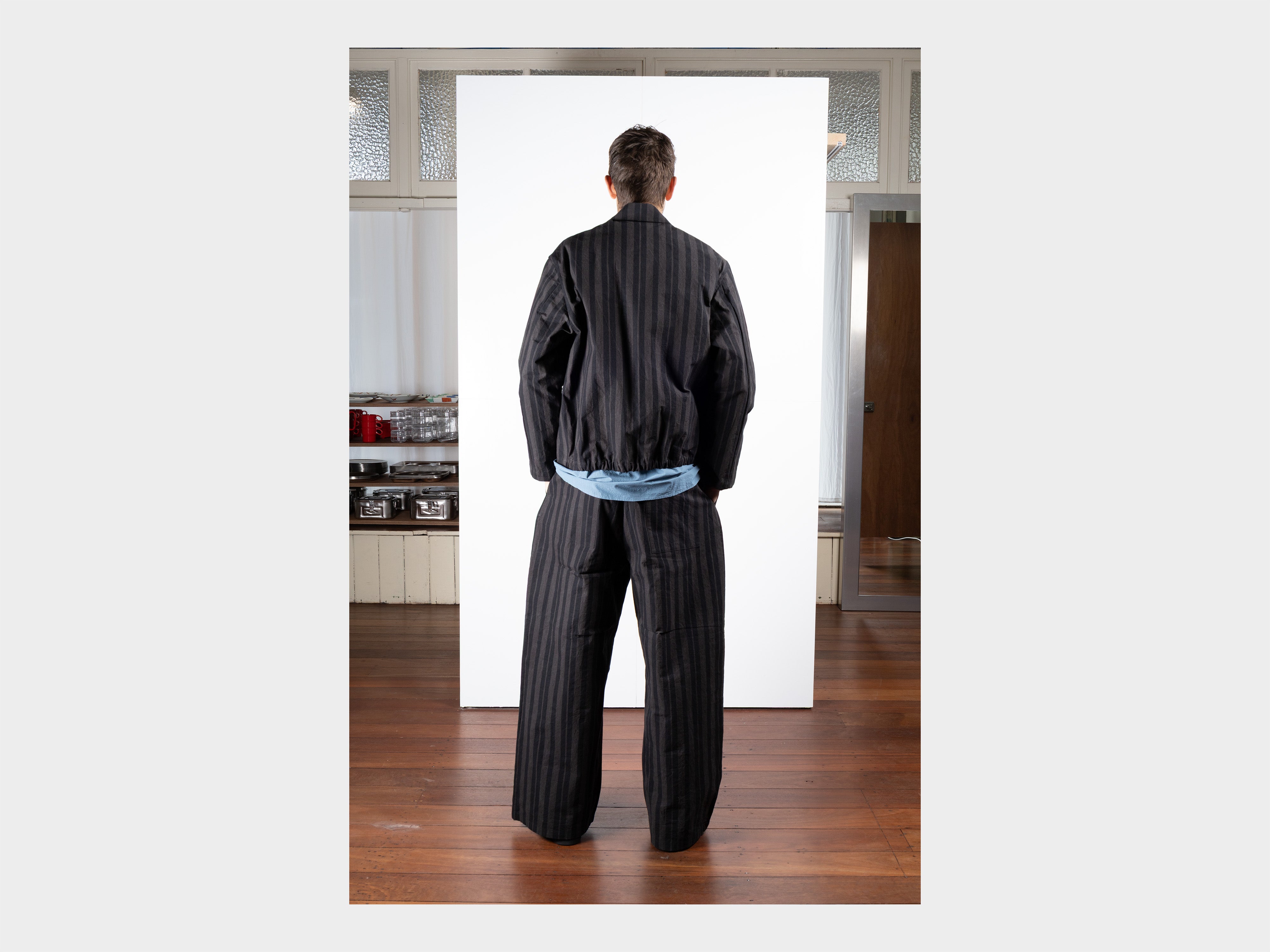 R21S3 "New Shell" Grey Theatre Wax