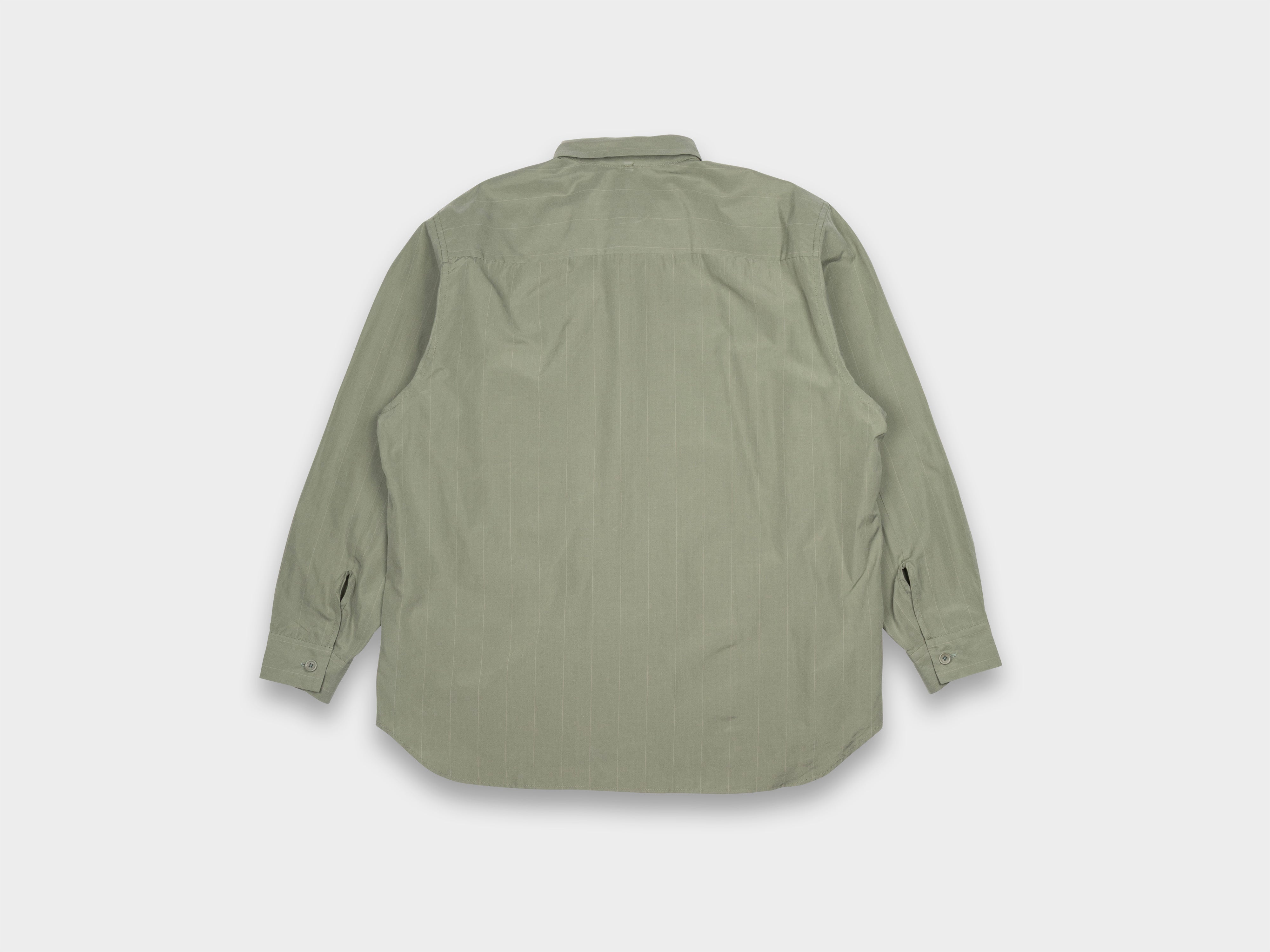 R22S8 "Weather Shirt" Gum Pin