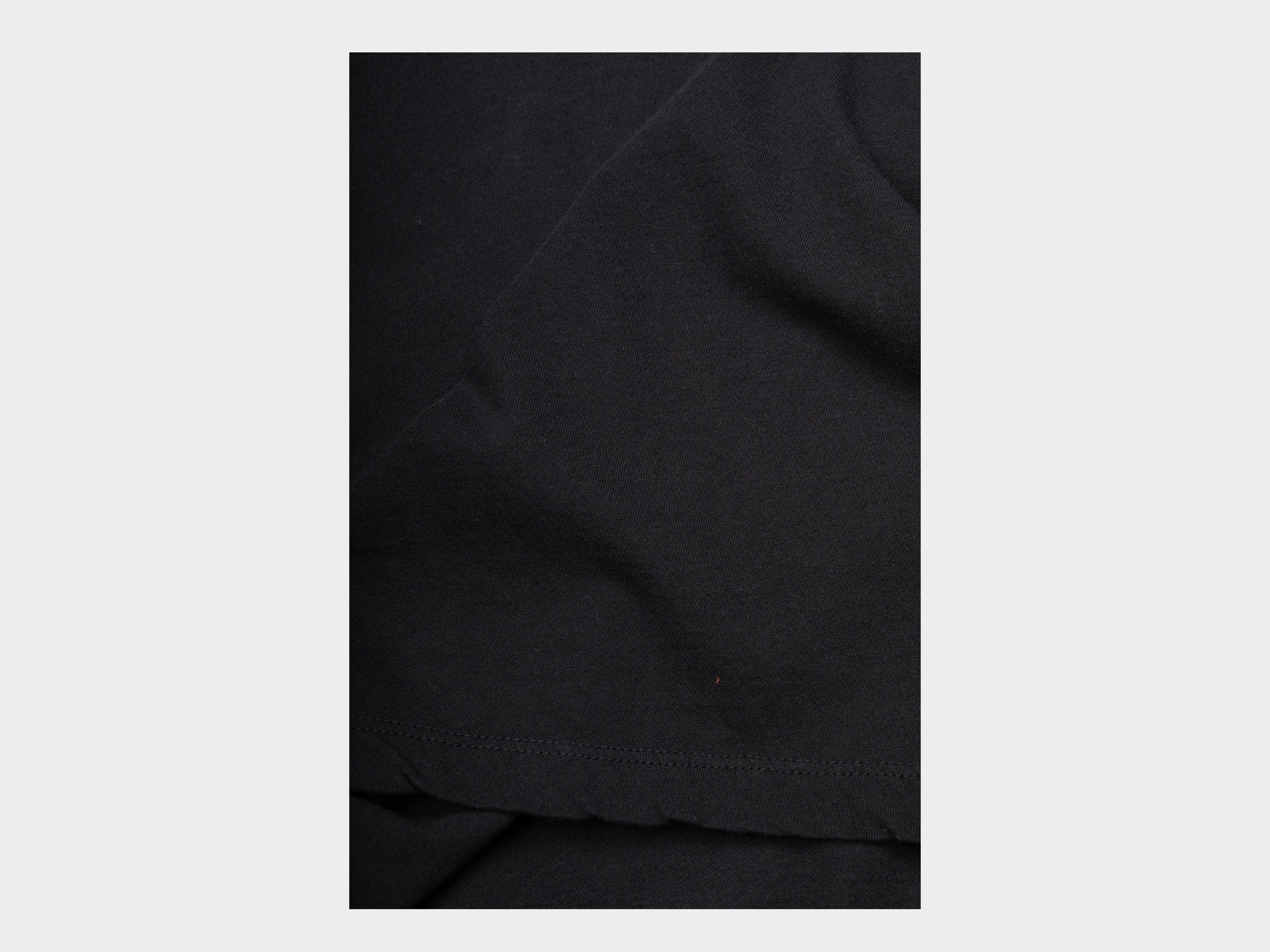 R22T5 "S/S Binder T-Shirt" Black