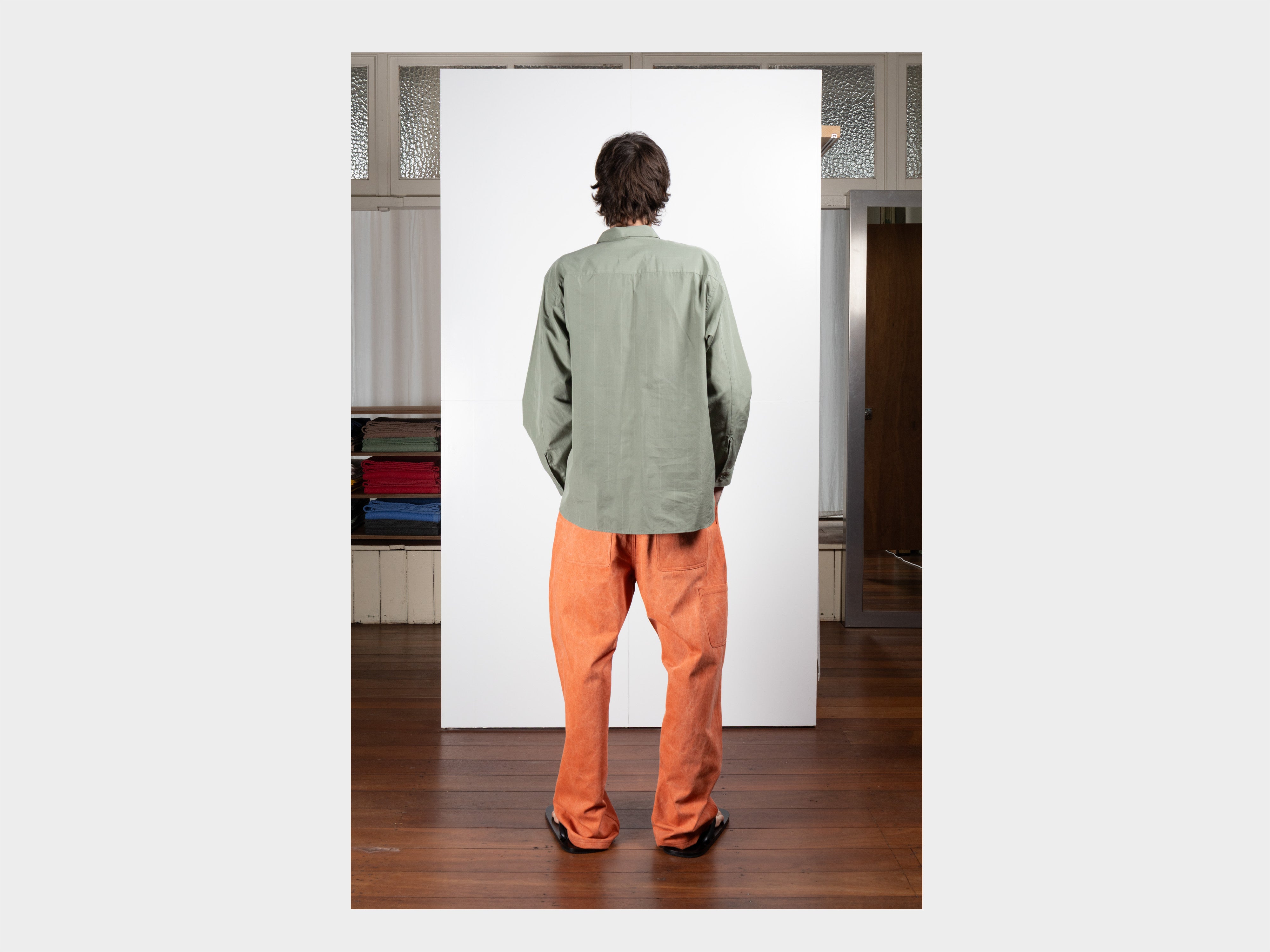 R22S8 "Weather Shirt" Gum Pin