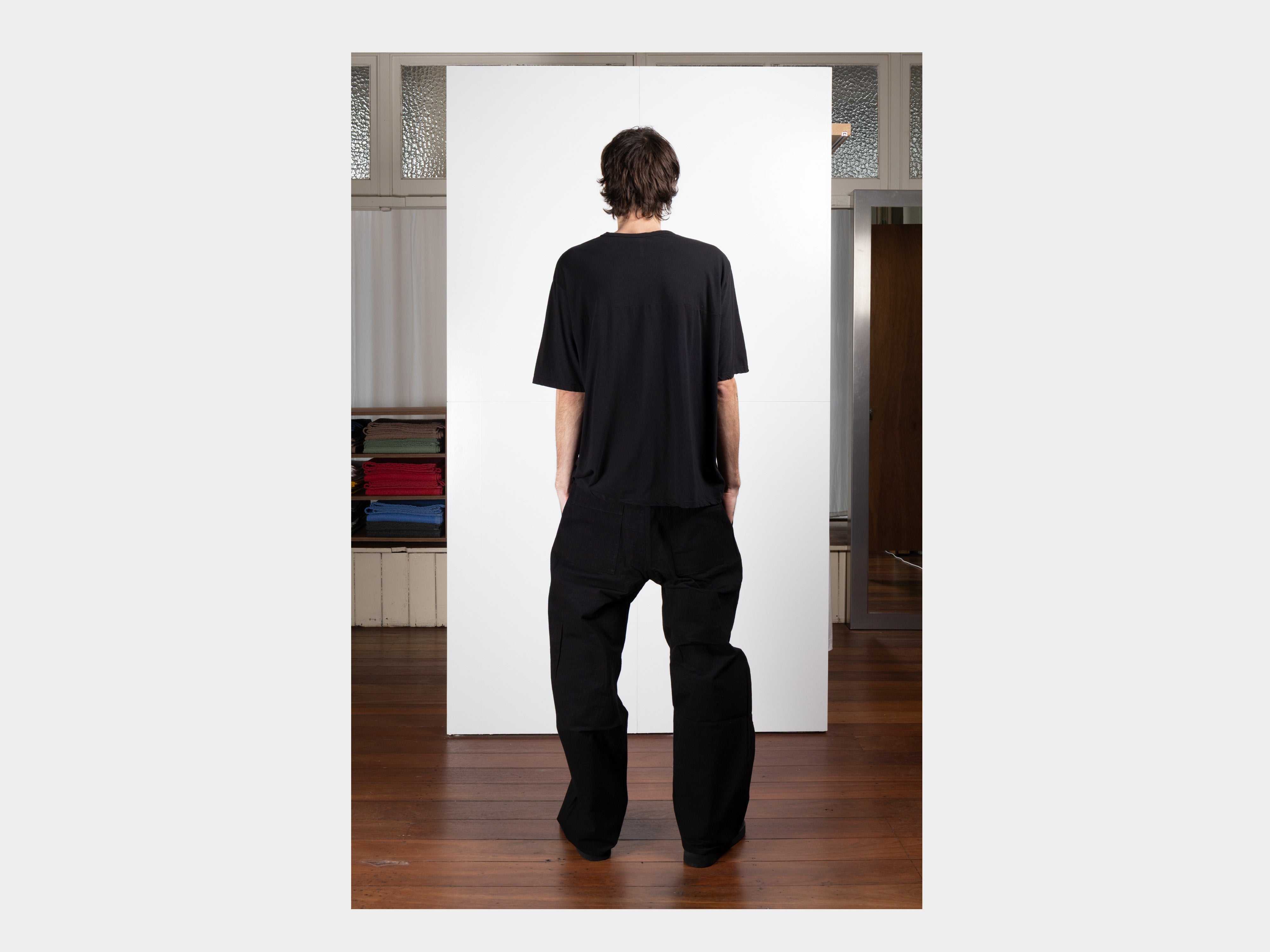 R22T5 "S/S Binder T-Shirt" Black